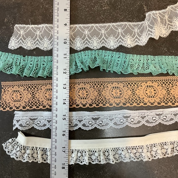 Vintage lace trim crafting sewing stash builder lot junk journal embellishments - Picture 8 of 11